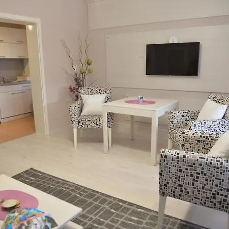 Apartment Tomic *