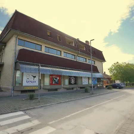 Διαμέρισμα Tomic *